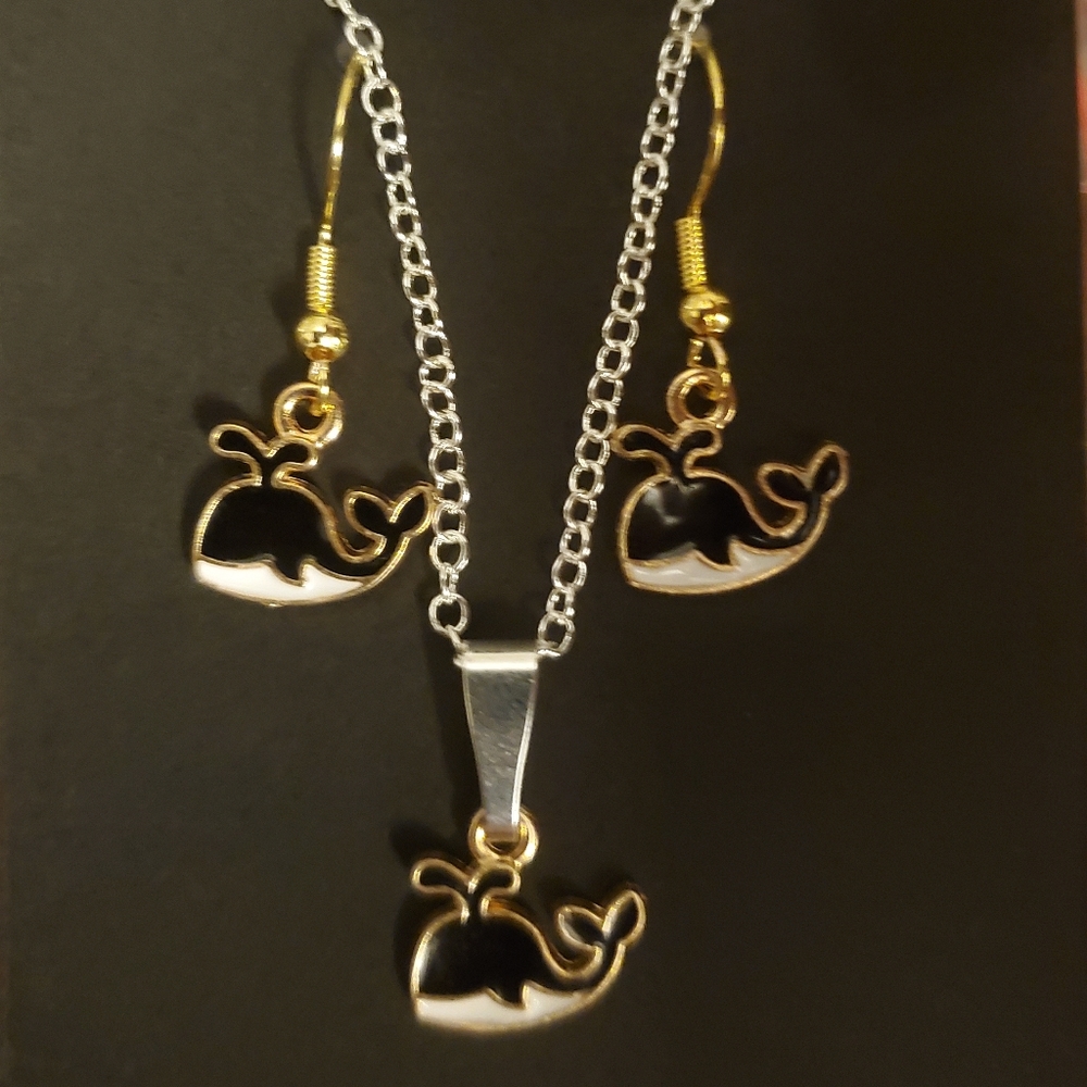 Little Whales Earring & Necklace Set - price firm